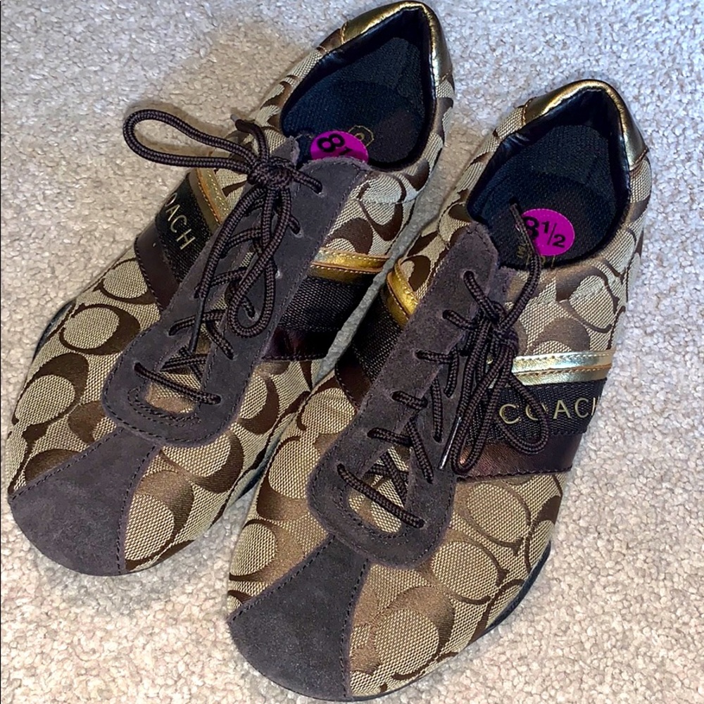 COACH Brown Tennis Shoes Q582